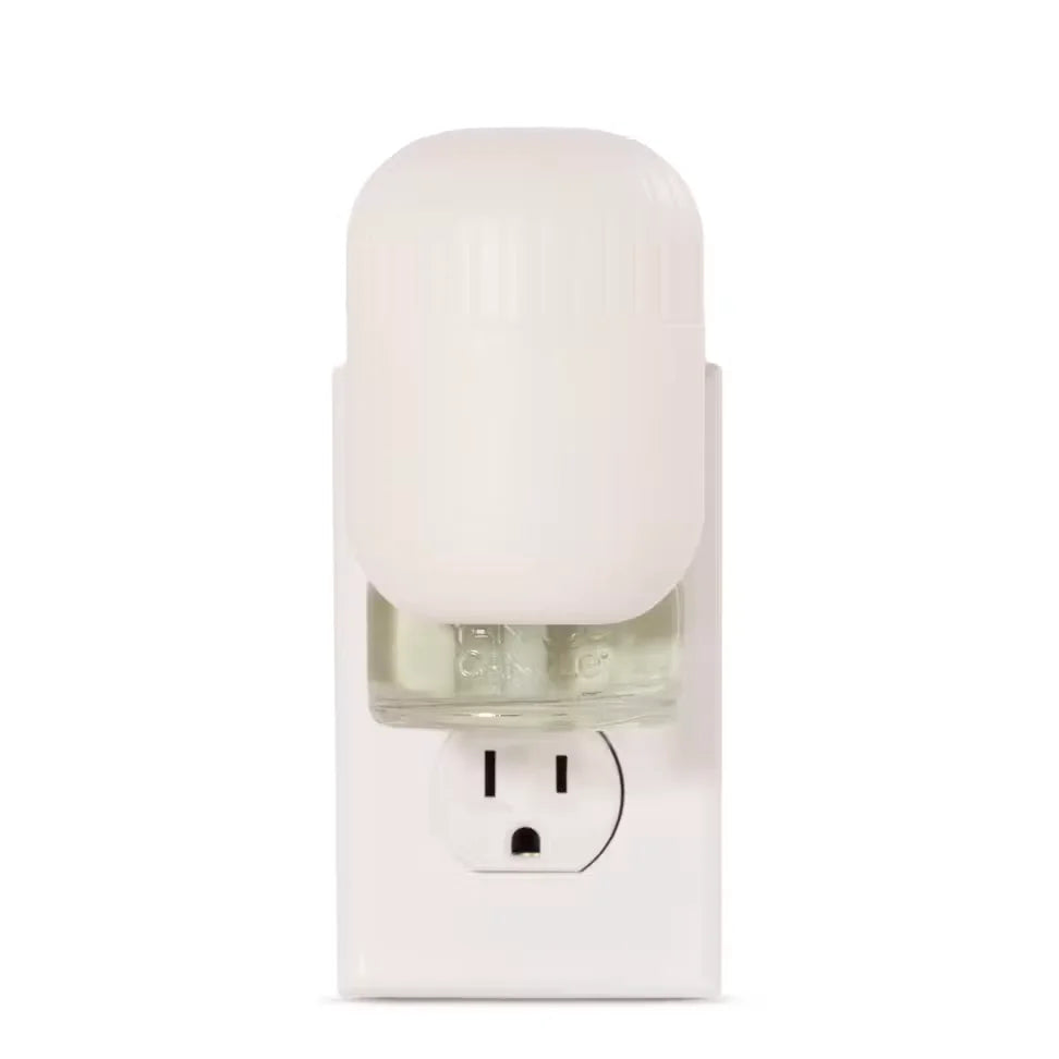 white-capsule-scentplug-diffuser