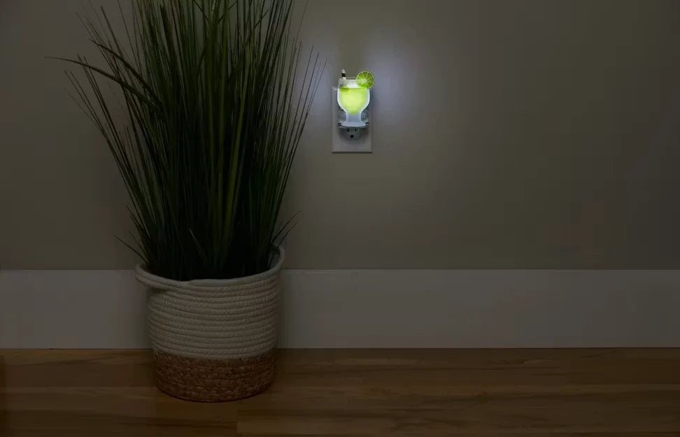 margarita-scentplug-diffuser-with-light