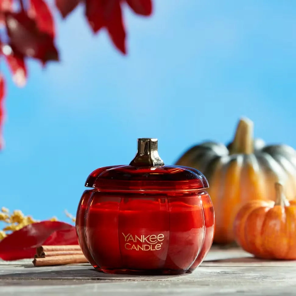 glass-gourd-candle