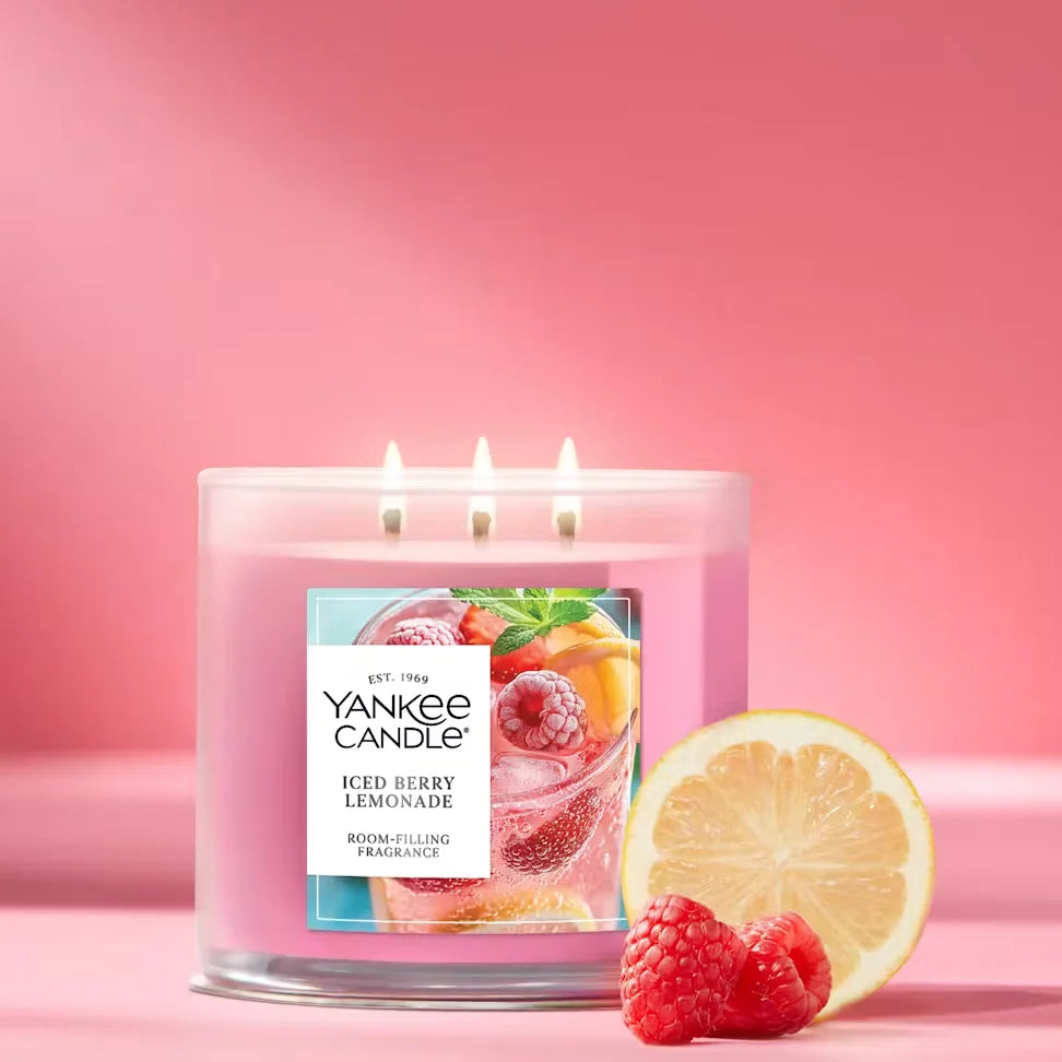 iced-berry-lemonade