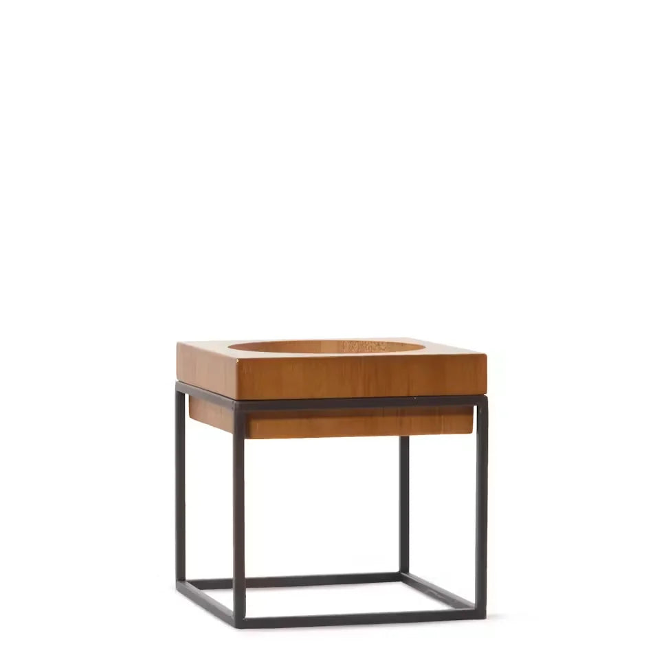 black-edge-candle-pedestal