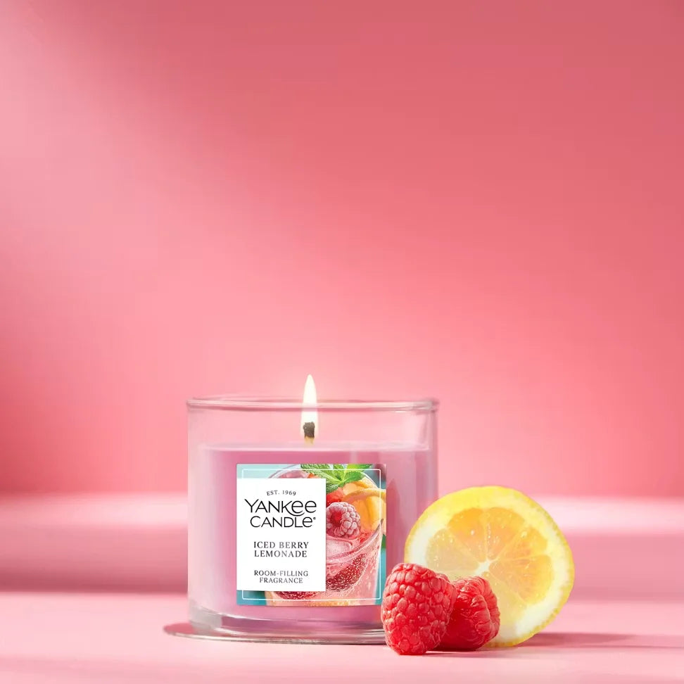 iced-berry-lemonade