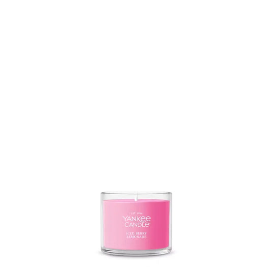 iced-berry-lemonade