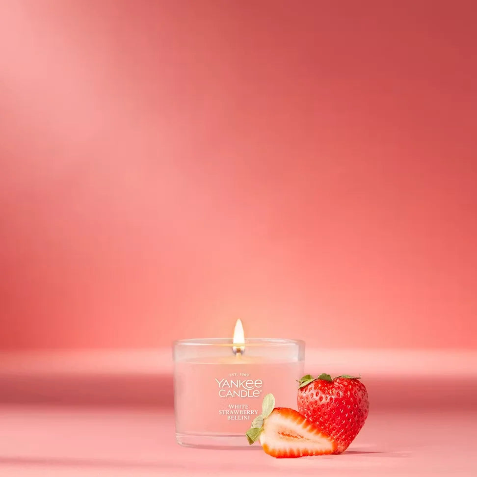white-strawberry-bellini